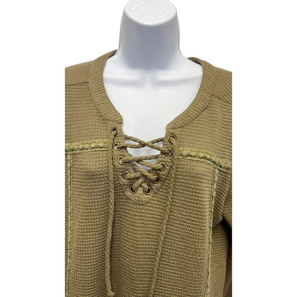 L Love Olive Lace-Up Waffle Knit Top Long Sleeve Boho Cottagecore L - Picture 2 of 4